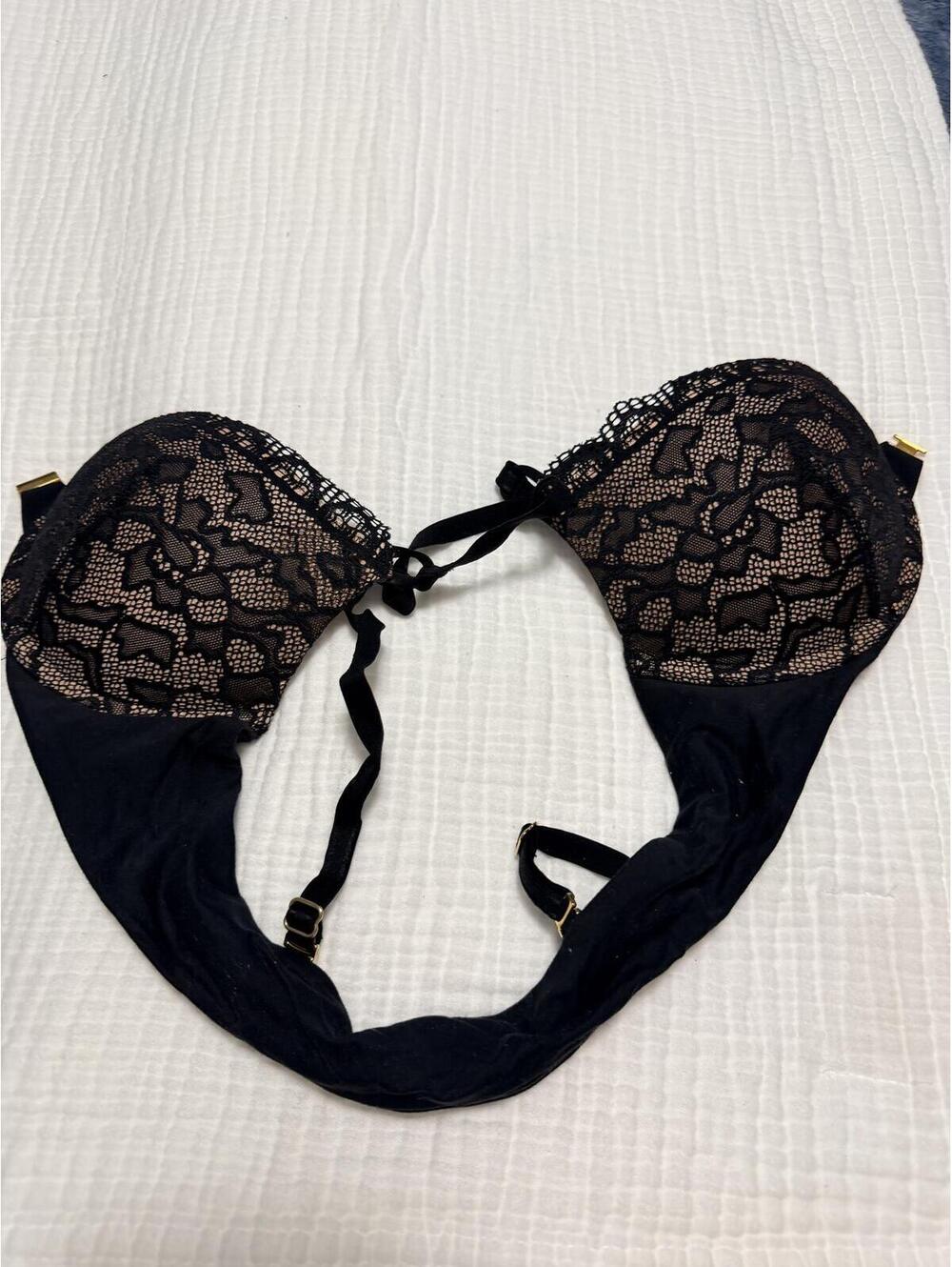 Soma Black Lace Push-Up Bra (34B)  with Nude Lining - Picture 2 of 4